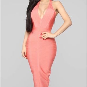 Fashion Nova Bandage MIDI dress - New with tags